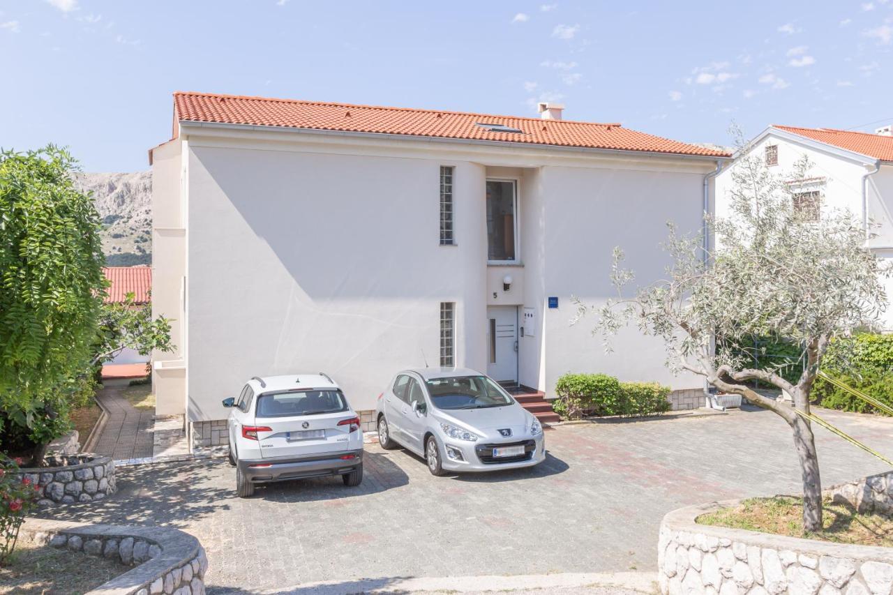 Apartments With Terrace Baška Eksteriør billede